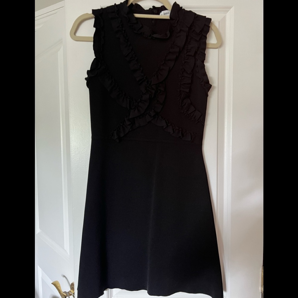Zara ruffle mock neck a line flare knit dress size medium